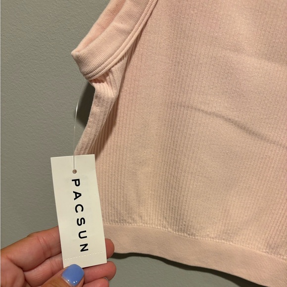 Women's Contour by Pacsun fitted top. Size Small light baby pink so soft NWT - Picture 2 of 10